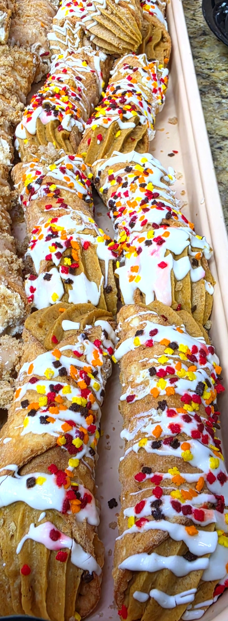 Apple Crisp Cannoli